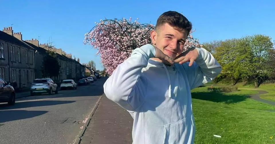 Urgent Search for Missing Teenager Cole Cooper in Falkirk: Community Rallies Together in Search Efforts
